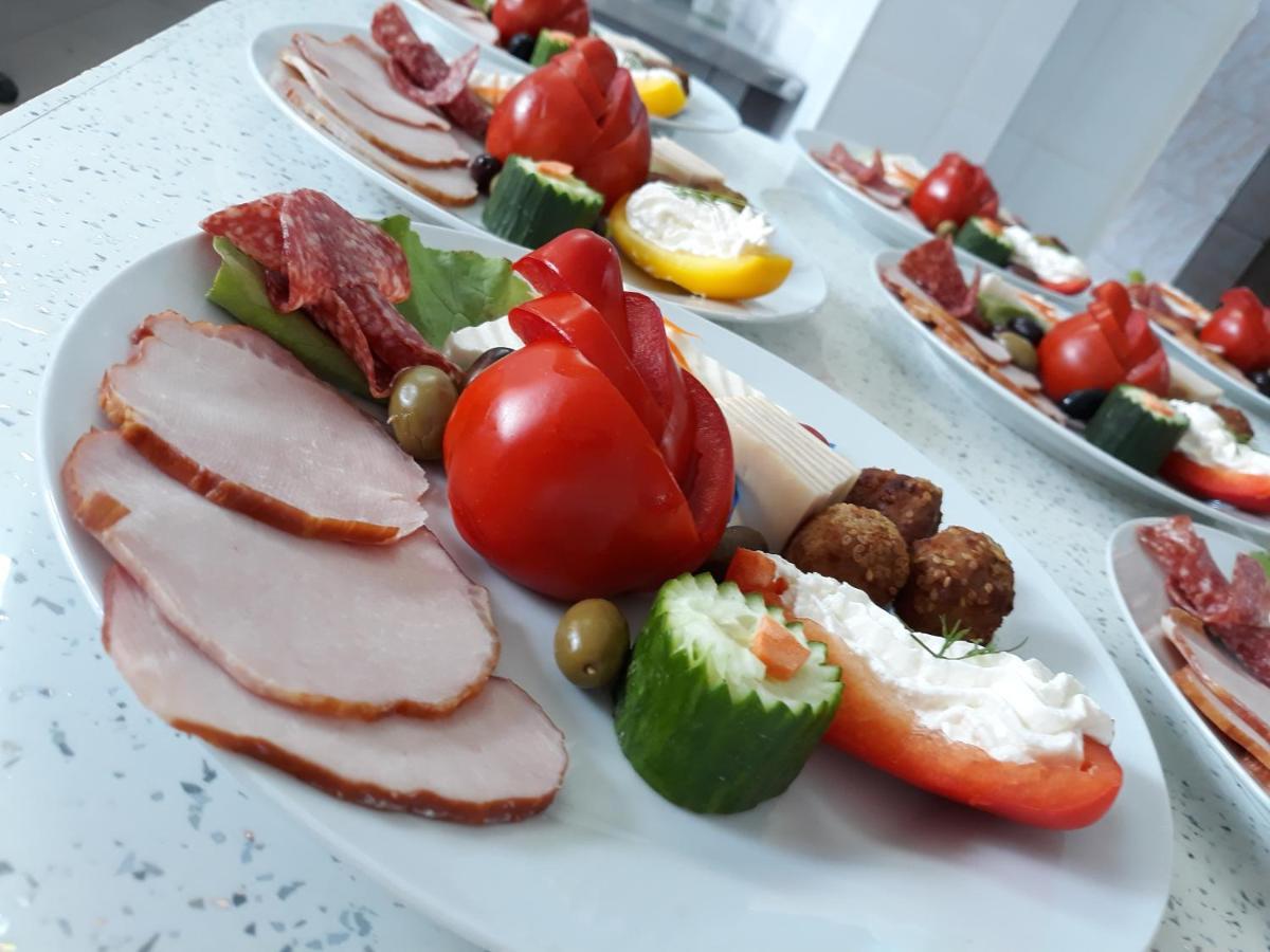 Pensiunea Tinelu Brasov 사셀레 외부 사진